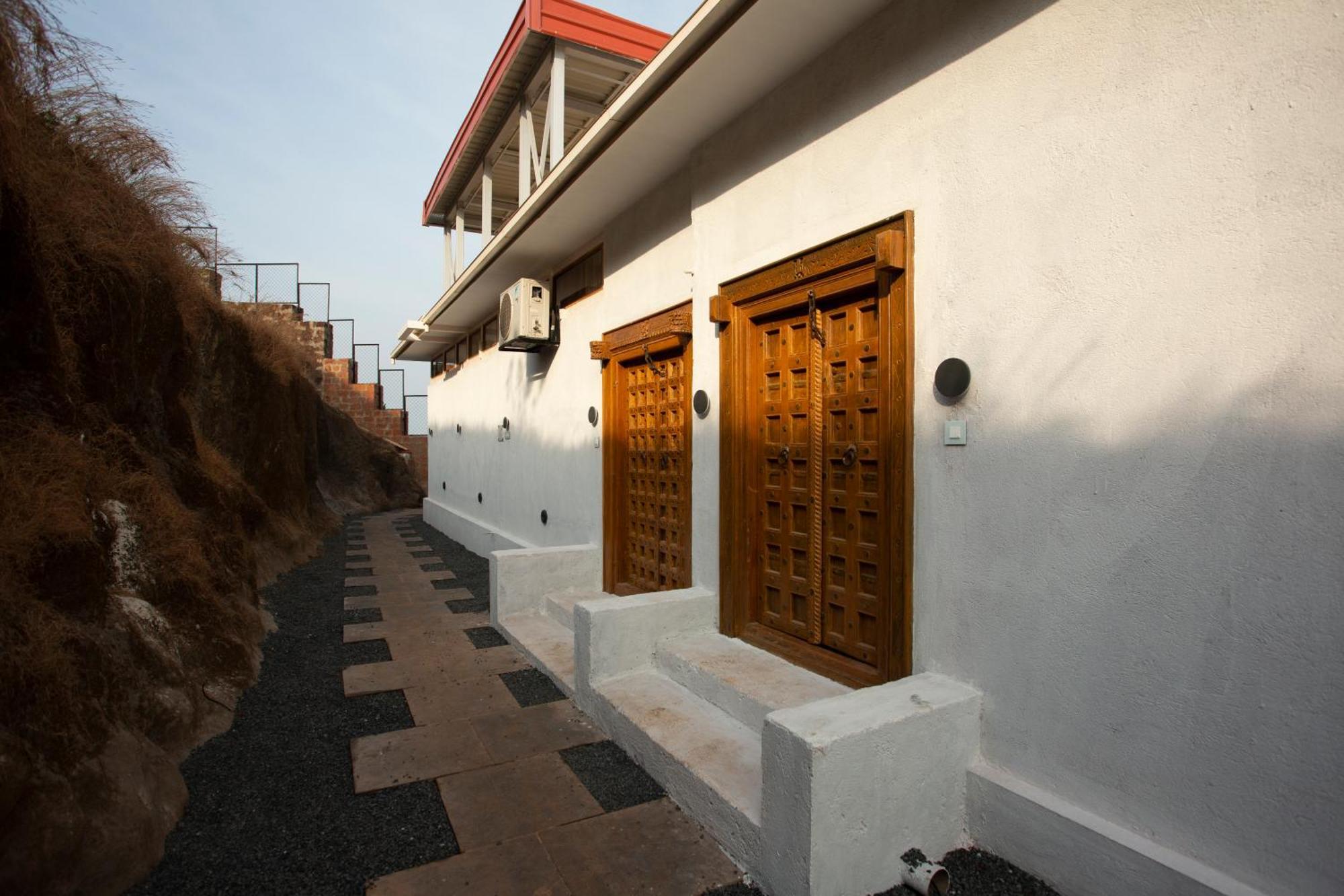 Saffronstays Athaang, Dapoli Ānjarle Buitenkant foto